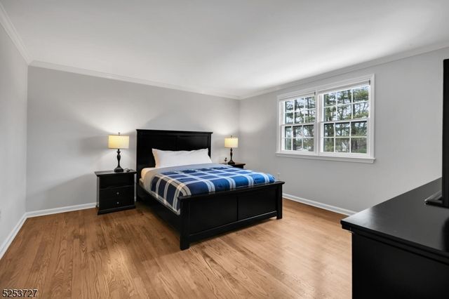 59 Manor Dr, Bernards Twp., NJ 07920