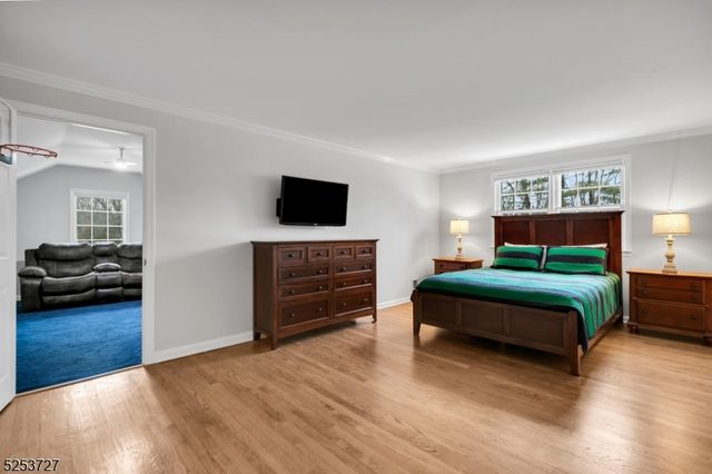 59 Manor Dr, Bernards Twp., NJ 07920