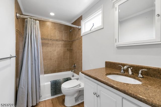 59 Manor Dr, Bernards Twp., NJ 07920