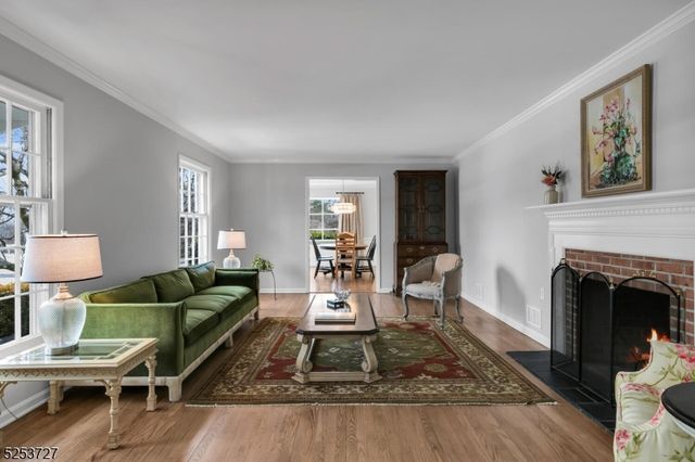 59 Manor Dr, Bernards Twp., NJ 07920