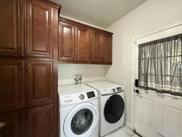 506 Chateau La Salle Drive, San Jose, CA 95111