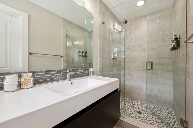 2507 NW 8th Avenue, Wilton Manors, FL 33311