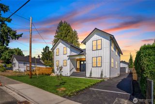 325 J Avenue #Unit A, Snohomish, WA 98290