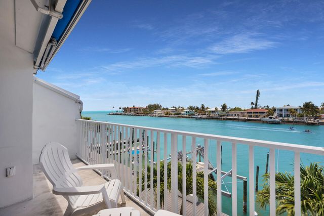 95 Coco Plum Dr Apt 2D, Marathon, FL 33050