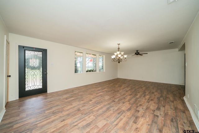 200 CR 3305, Jacksonville, TX 75766