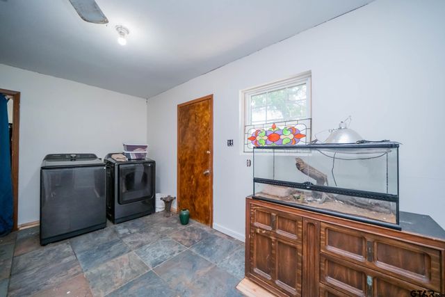 200 CR 3305, Jacksonville, TX 75766