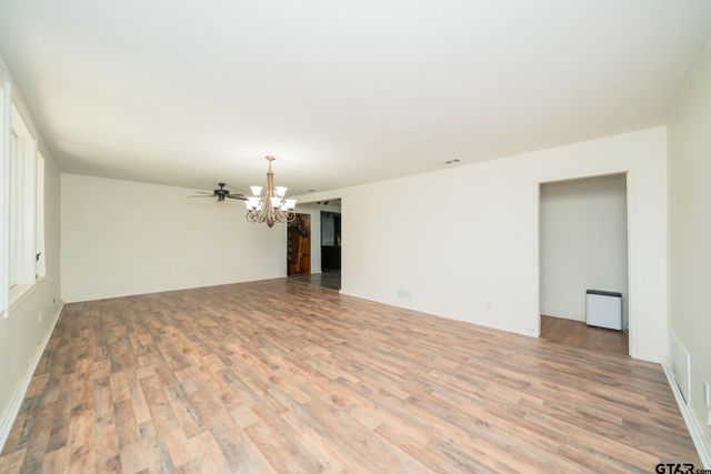 200 CR 3305, Jacksonville, TX 75766