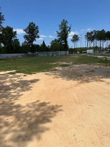 394 Road 5268, Cleveland, TX 77327
