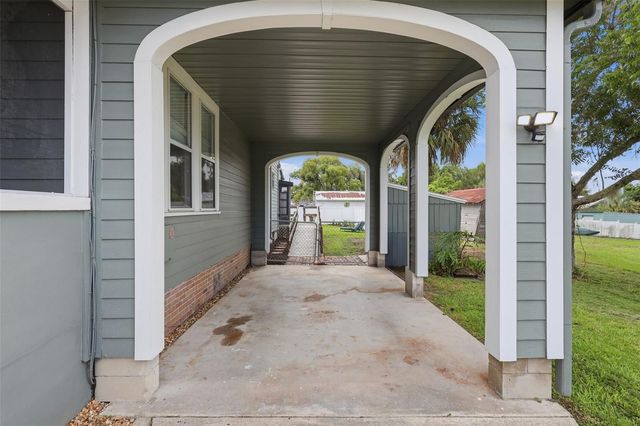47 DAVIS AVENUE, Umatilla, FL 32784