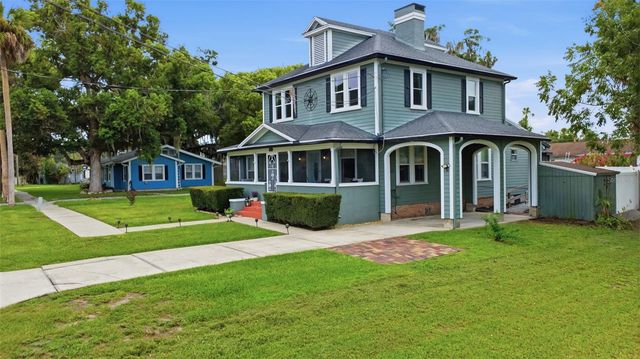 47 DAVIS AVENUE, Umatilla, FL 32784