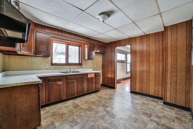 622 Woodlawn Avenue, Buffalo, NY 14211