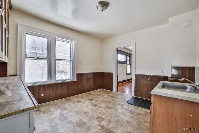 622 Woodlawn Avenue, Buffalo, NY 14211