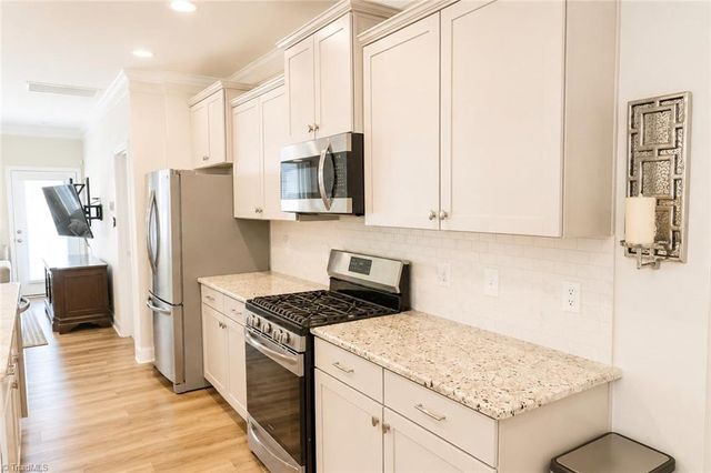 807 Riley Lane, Greensboro, NC 27455