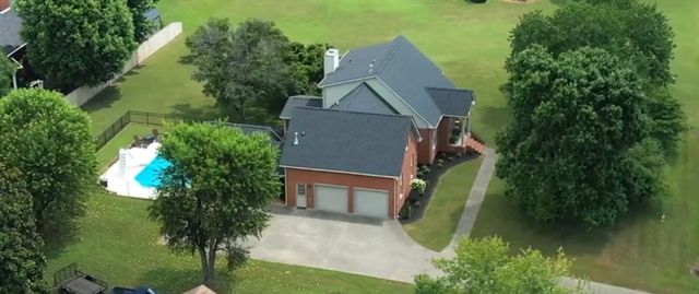 508 Redstone Dr, Gallatin, TN 37066