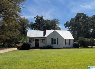 107 OAK STREET, Trussville, AL 35173