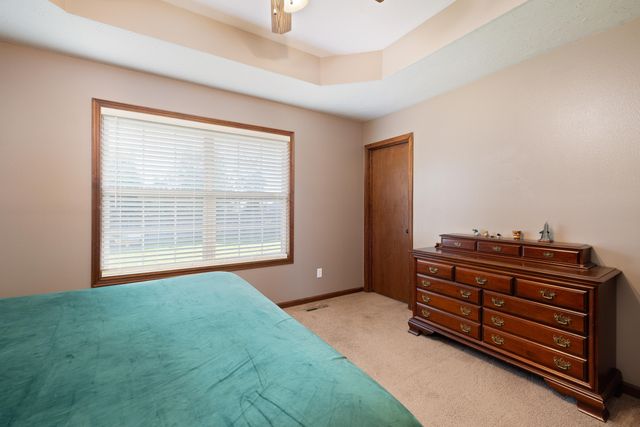 2720 W Cover Drive, Ozark, MO 65721