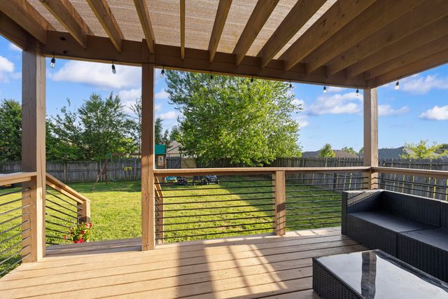 2720 W Cover Drive, Ozark, MO 65721