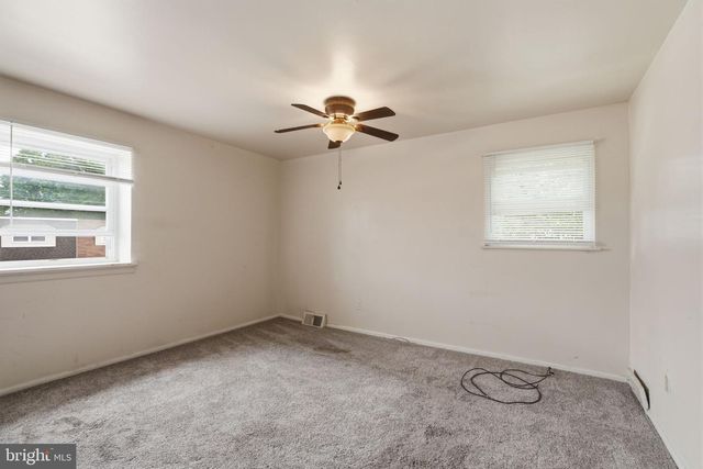 2838 SHIPLEY RD, Philadelphia, PA 19152
