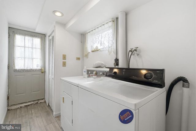 2838 SHIPLEY RD, Philadelphia, PA 19152