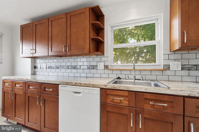 2838 SHIPLEY RD, Philadelphia, PA 19152