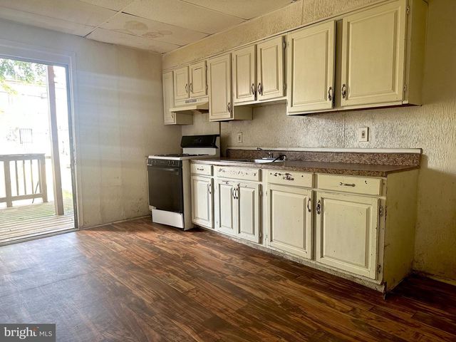3218 W BELVEDERE AVE, Baltimore, MD 21215