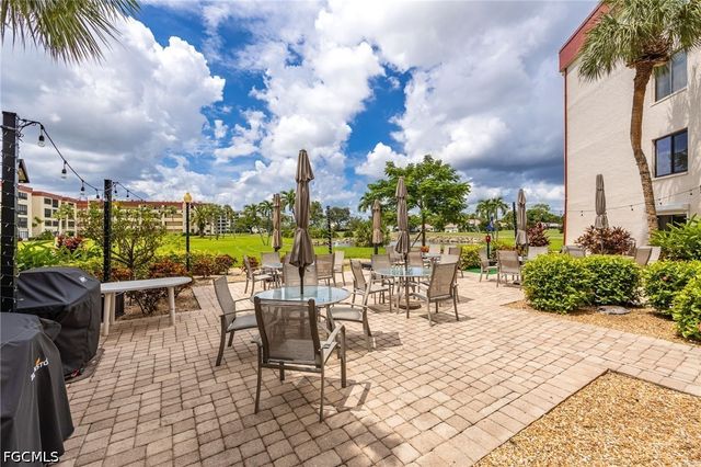 1781 Pebble Beach DR 211, Fort Myers, FL 33907