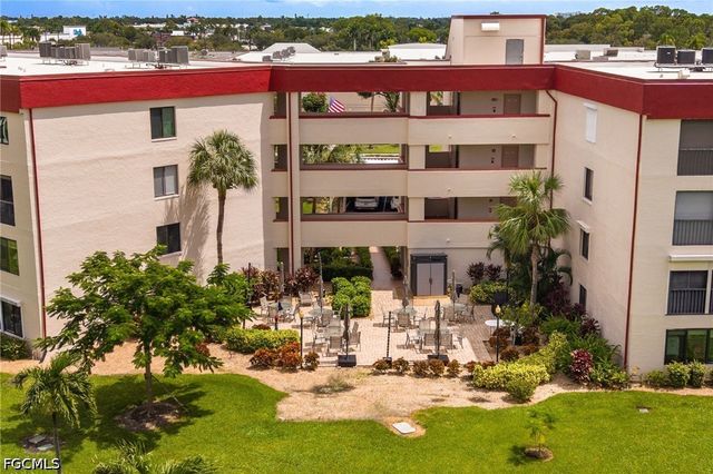 1781 Pebble Beach DR 211, Fort Myers, FL 33907