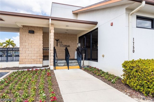 1781 Pebble Beach DR 211, Fort Myers, FL 33907