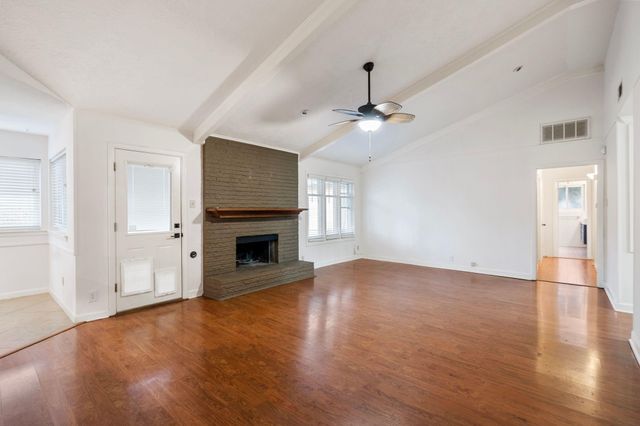 5642 Dumfries Drive, Houston, TX 77096