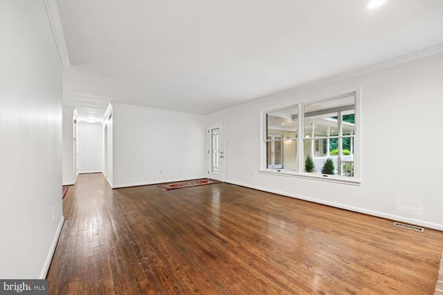 2404 BRADDOCK RD, Mount Airy, MD 21771