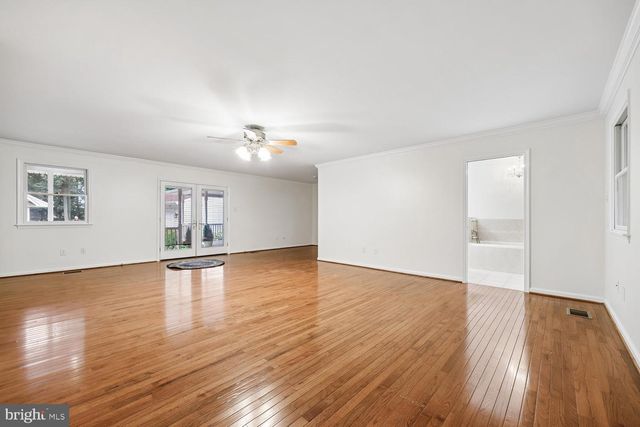2404 BRADDOCK RD, Mount Airy, MD 21771