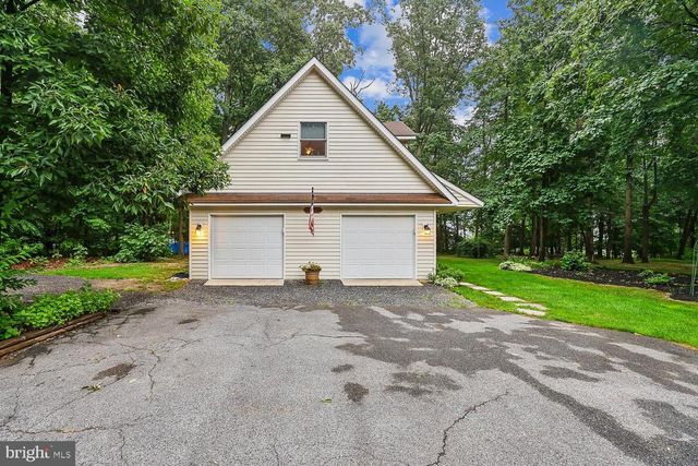 2404 BRADDOCK RD, Mount Airy, MD 21771