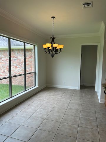 423 Hidden Oaks Circle, Shreveport, LA 71106