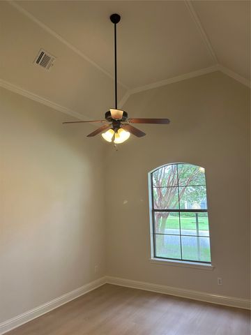 423 Hidden Oaks Circle, Shreveport, LA 71106