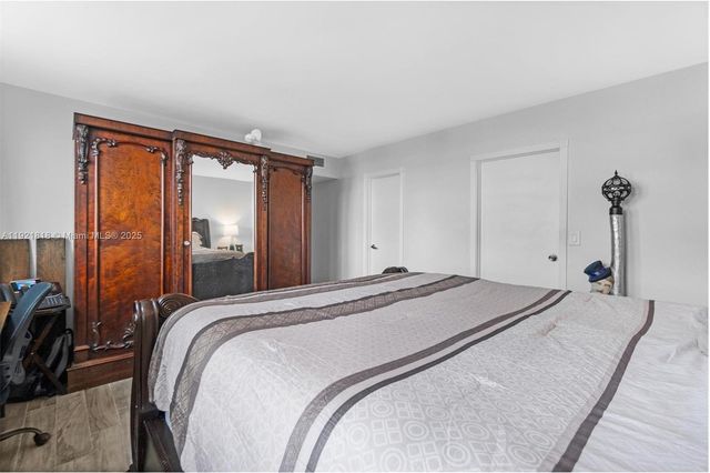 3210 SE 10th St 4D, Pompano Beach, FL 33062