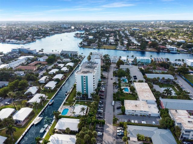 3210 SE 10th St 4D, Pompano Beach, FL 33062