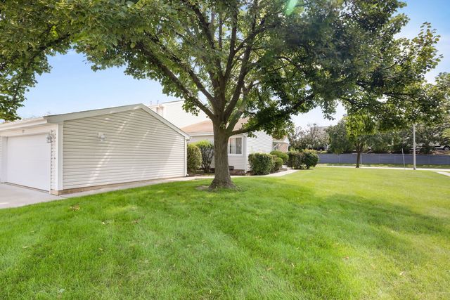 337 E Roland Drive, Glendale Heights, IL 60139