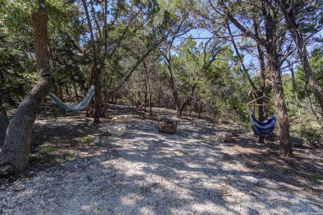 841 Golden Eagle, Canyon Lake, TX 78133