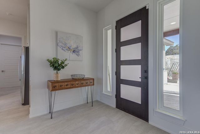 841 Golden Eagle, Canyon Lake, TX 78133