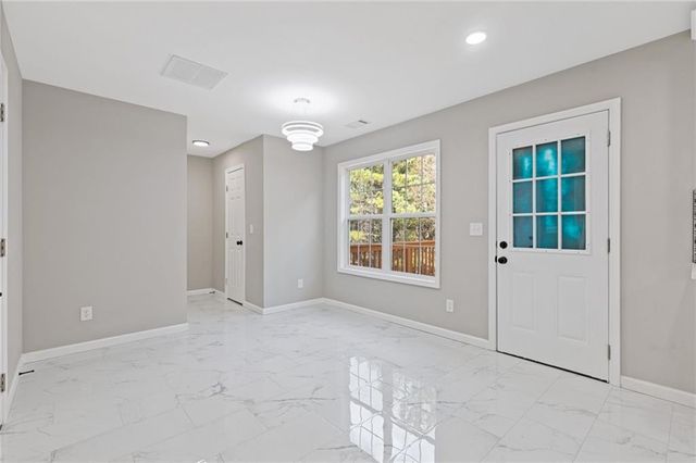 3738 White Pine Road, Snellville, GA 30039