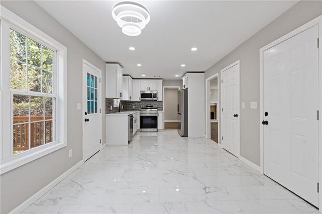 3738 White Pine Road, Snellville, GA 30039