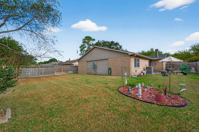 22815 Thadds Trail, Spring, TX 77373