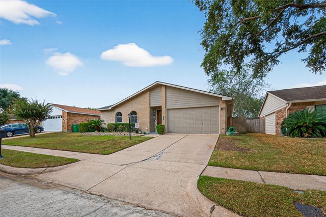 22815 Thadds Trail, Spring, TX 77373