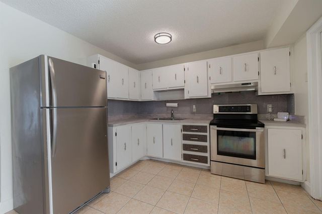 799 Ilene Road E, West Palm Beach, FL 33415