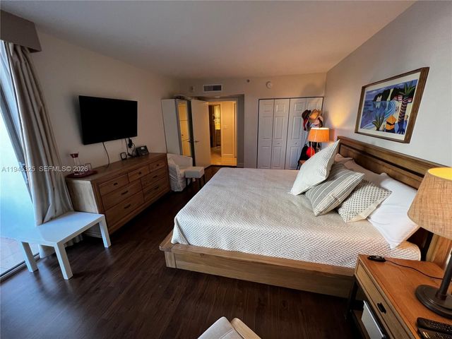 19707 Turnberry Way 4L, Aventura, FL 33180