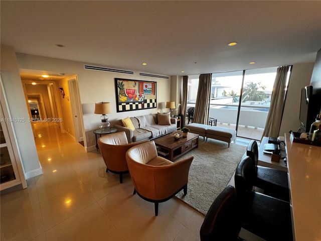 19707 Turnberry Way 4L, Aventura, FL 33180