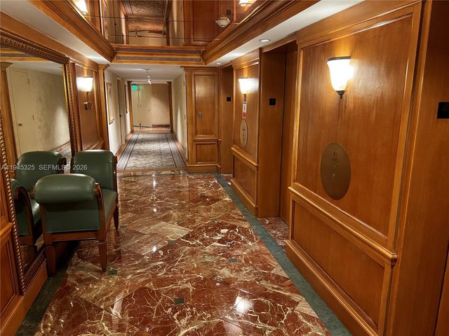 19707 Turnberry Way 4L, Aventura, FL 33180