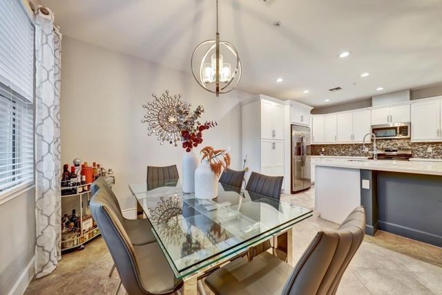 2970 NW 124th Way 2970, Sunrise, FL 33323