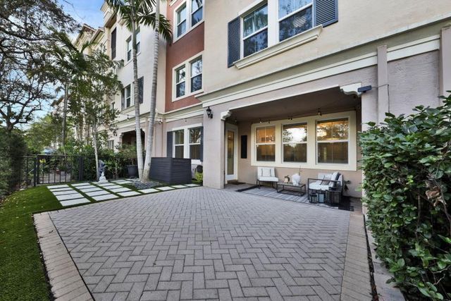 2970 NW 124th Way 2970, Sunrise, FL 33323