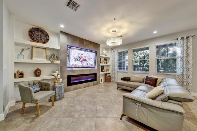 2970 NW 124th Way 2970, Sunrise, FL 33323